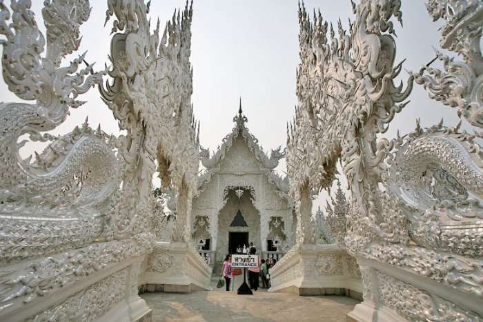Белый храм в Чианг Рай