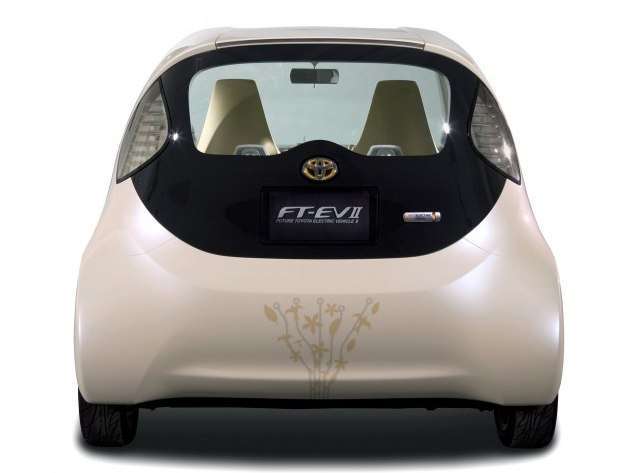 Электромобиль Toyota FT-EV II