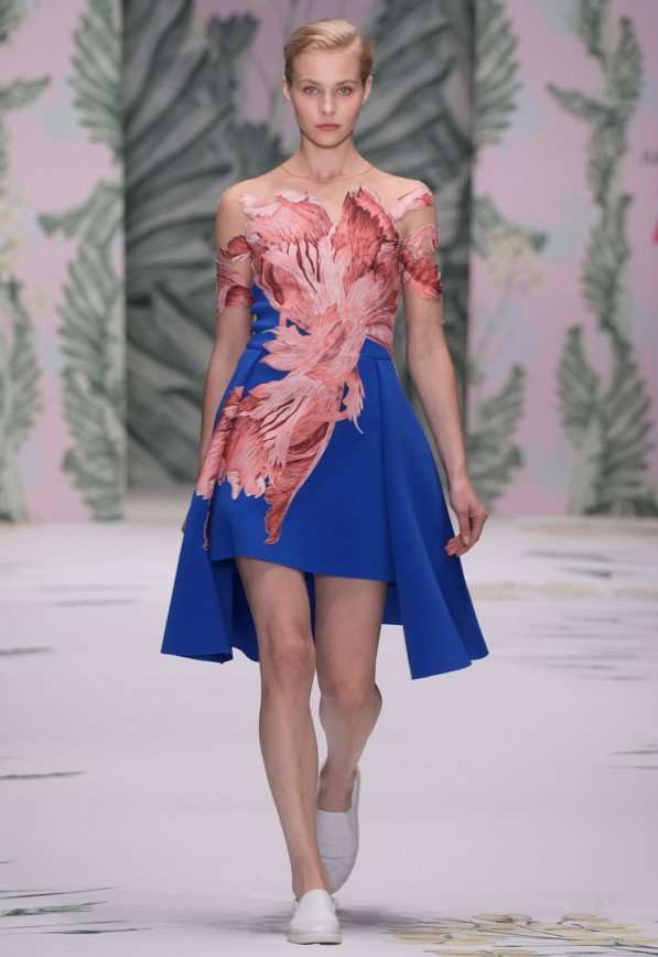 Alena Akhmadullina for Barbie SS2016 на Mercedes-Benz Fashion Week Russia