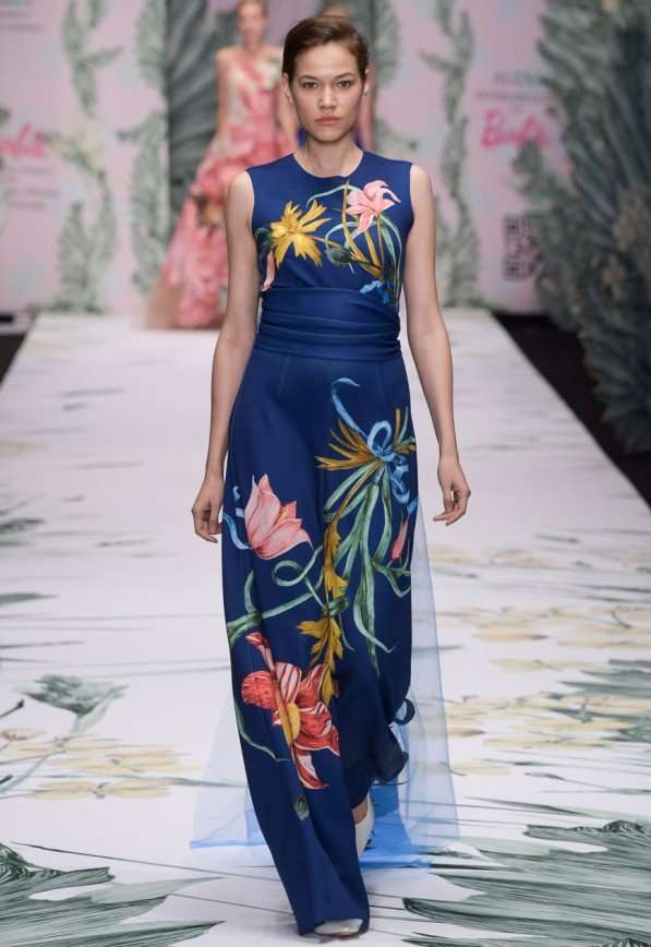 Alena Akhmadullina for Barbie SS2016 на Mercedes-Benz Fashion Week Russia