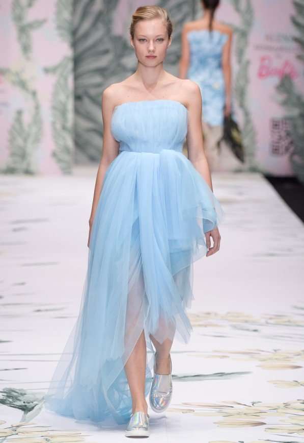Alena Akhmadullina for Barbie SS2016 на Mercedes-Benz Fashion Week Russia