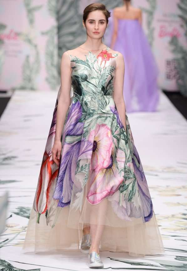 Alena Akhmadullina for Barbie SS2016 на Mercedes-Benz Fashion Week Russia