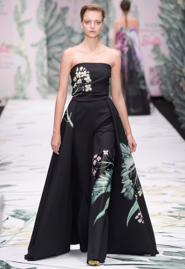Alena Akhmadullina for Barbie SS2016 на Mercedes-Benz Fashion Week Russia
