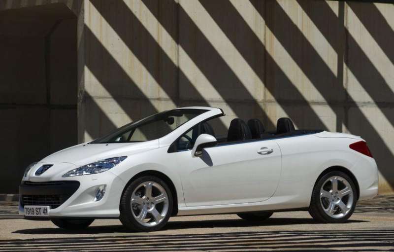 Кабриолет Peugeot 308 CC