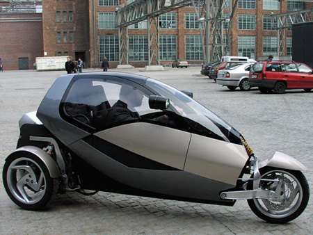 BMW готовит трехколесные машины