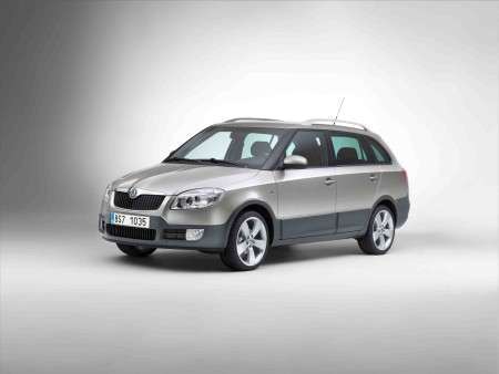Автомобиль Skoda Fabia Scout