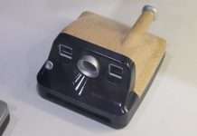 Polaroid показав деревяну фотокамеру