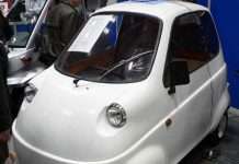 Японці створили 1,4-метровий автомобіль T10