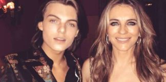 Елізабет Херлі в відвертій сукні привітала сина з днем народження.