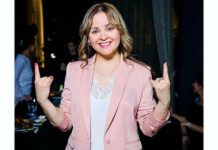 «Не сходиться одяг!»: Юлія Проскурякова страждає від великого обсягу грудей.