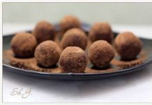 Трюфелі з шампанським і журавлиною.