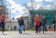 Фітнес-суботник в саду «Ермітаж».