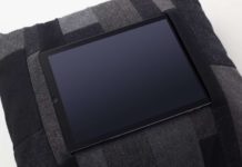 Японська подушка для гаджетів.