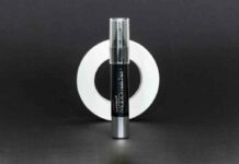 Помада-стік для губ moodmatcher twist stick у відтінку black