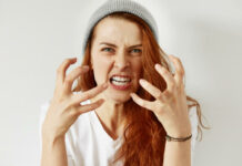 Як перестати дратуватися з приводу і без: корисні практики