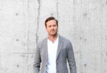 Армі хаммер після низки скандалів і рехаба відправився на відпочинок з дітьми