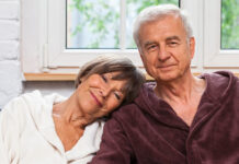 Радість на старість: в якому віці закінчується секс і як зберегти бажання до 100 років-відповідає лікар