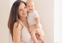 5 найшкідливіших звичок однорічної дитини. Як реагувати мамі?