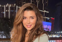 Дочку заворотнюк засудили за фото в пляжному вбранні біля басейну