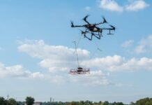 Четвероногий патруль будущего: как беспилотники-собаки разминируют поля боя