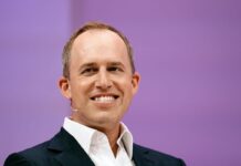 Взрыв Инноваций: SaaS-этап TechCrunch Disrupt 2024 – Глубокий ДIVE в Мир Цифровой Эволюции