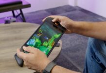 Святкові ігри: найкращі портативні консолі та необхідні аксесуари