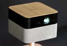 Epson Lifestudio Flex Plus: проектор, схожий на лампу