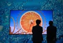 Samsung Домінує на Телевізійному ринку Вже два десятиліття: Що далі?