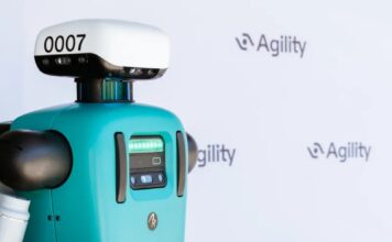 Agility Robotics бросает вызов Tesla в гонке человекоподобных роботов