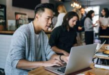 10 перевірених способів заробітку в інтернеті з дому
